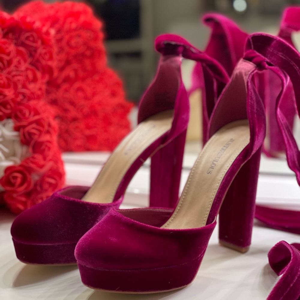 JustFab Magenta Pump